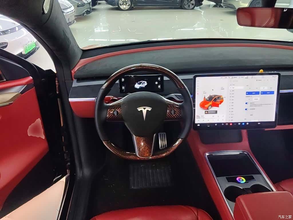 Tesla Model Y, 2021 11