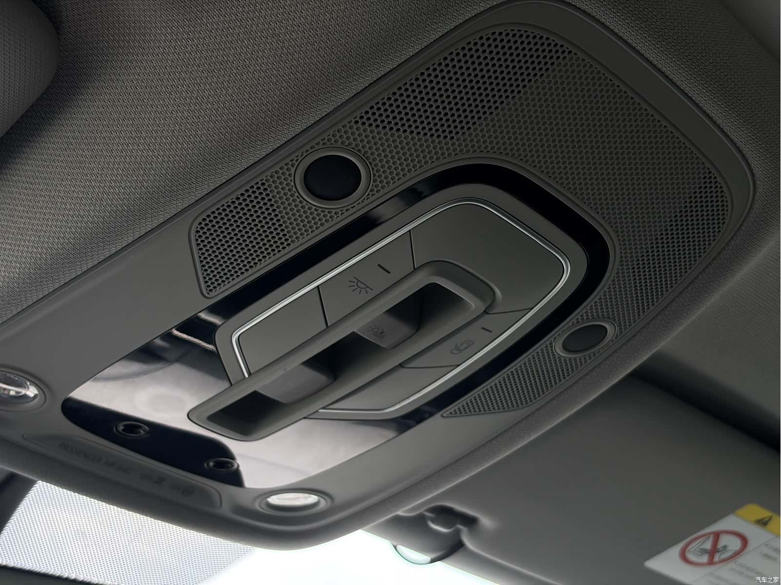Audi A4L, 2019 16