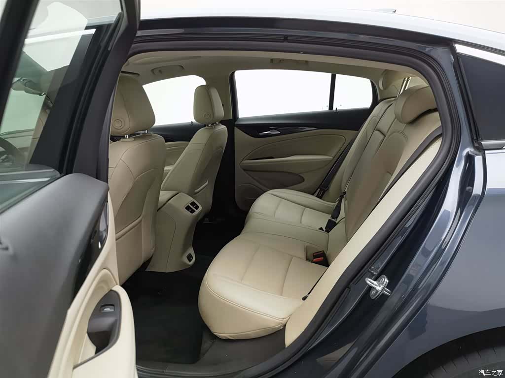 Buick Regal, 2021 15