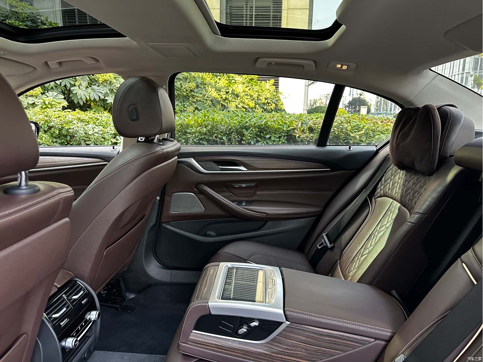 BMW 5 Series, 2018 34