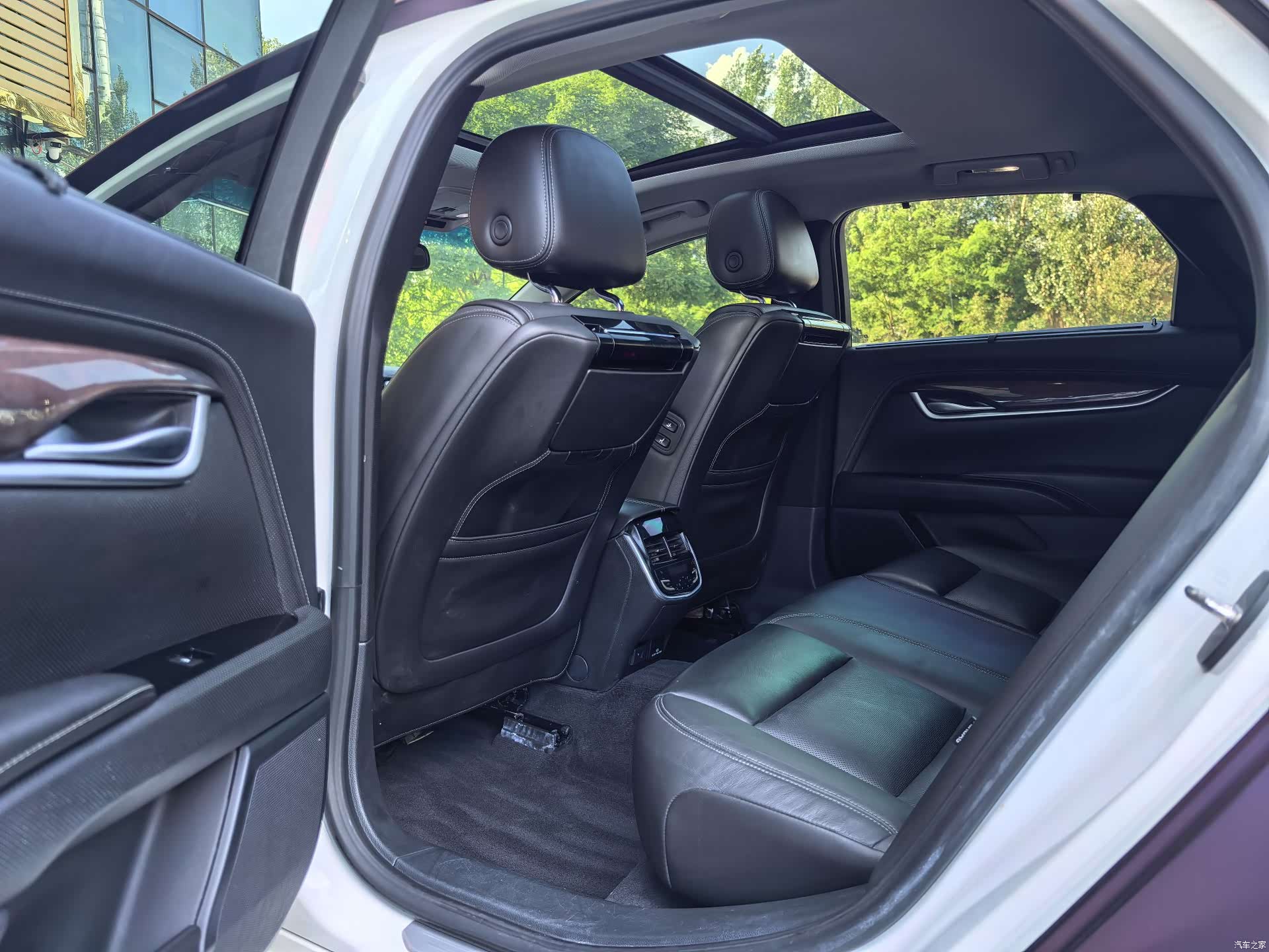 Cadillac XTS, 2017 8