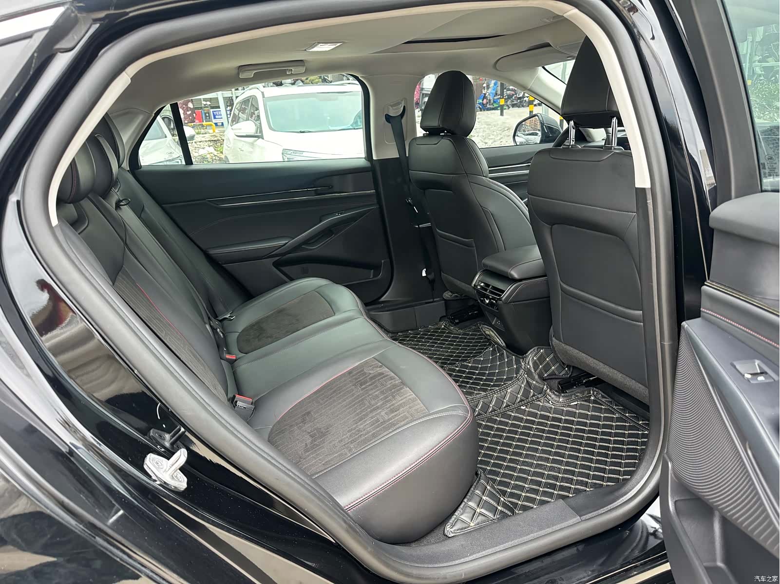 Ford Mondeo, 2024 12