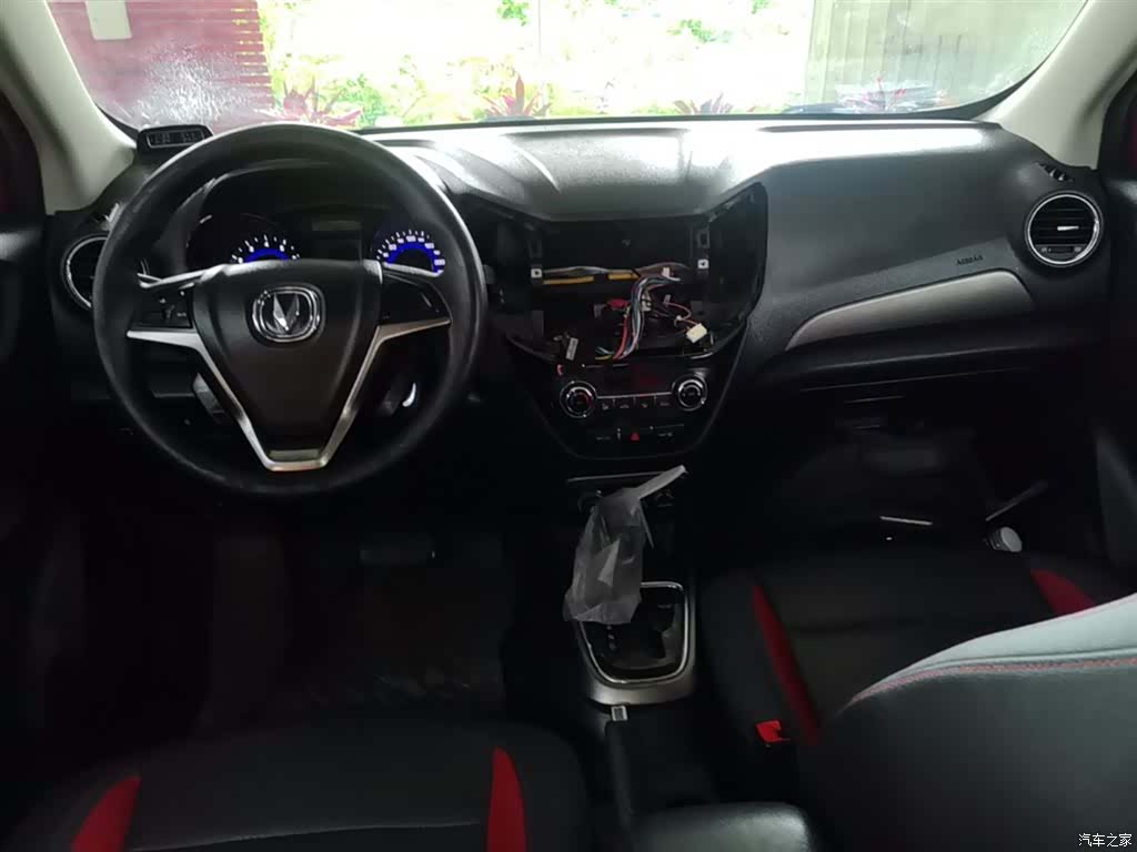 Changan CS15, 2017 10