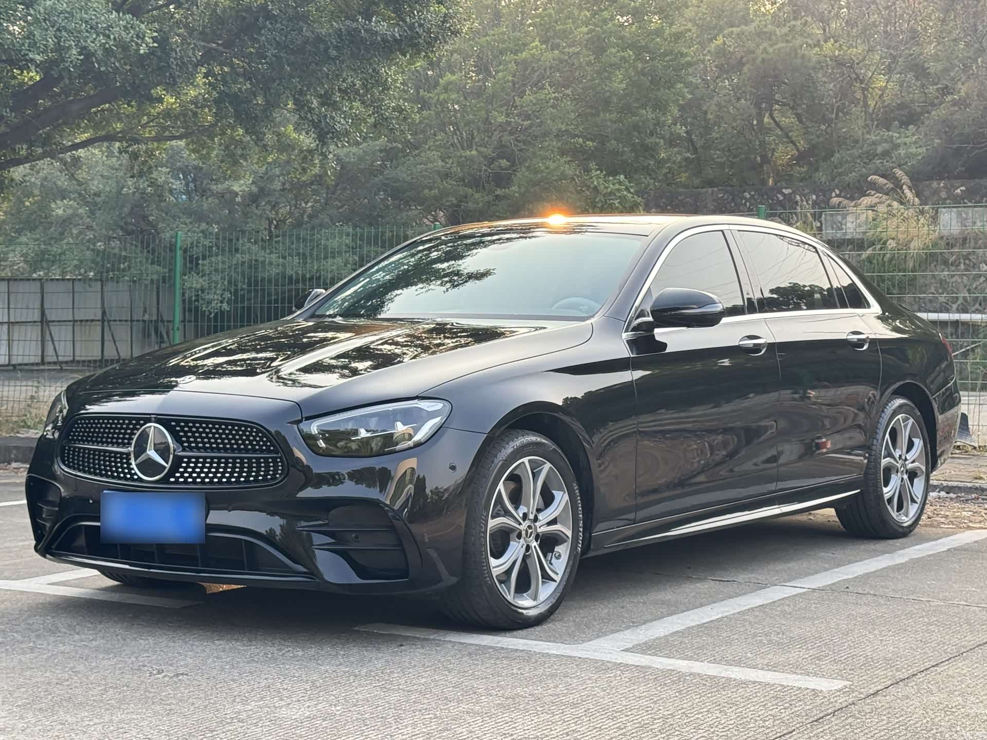Mercedes-Benz E-Class, 2022 1