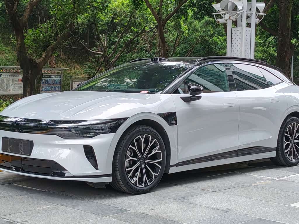 Zeekr 007GT
