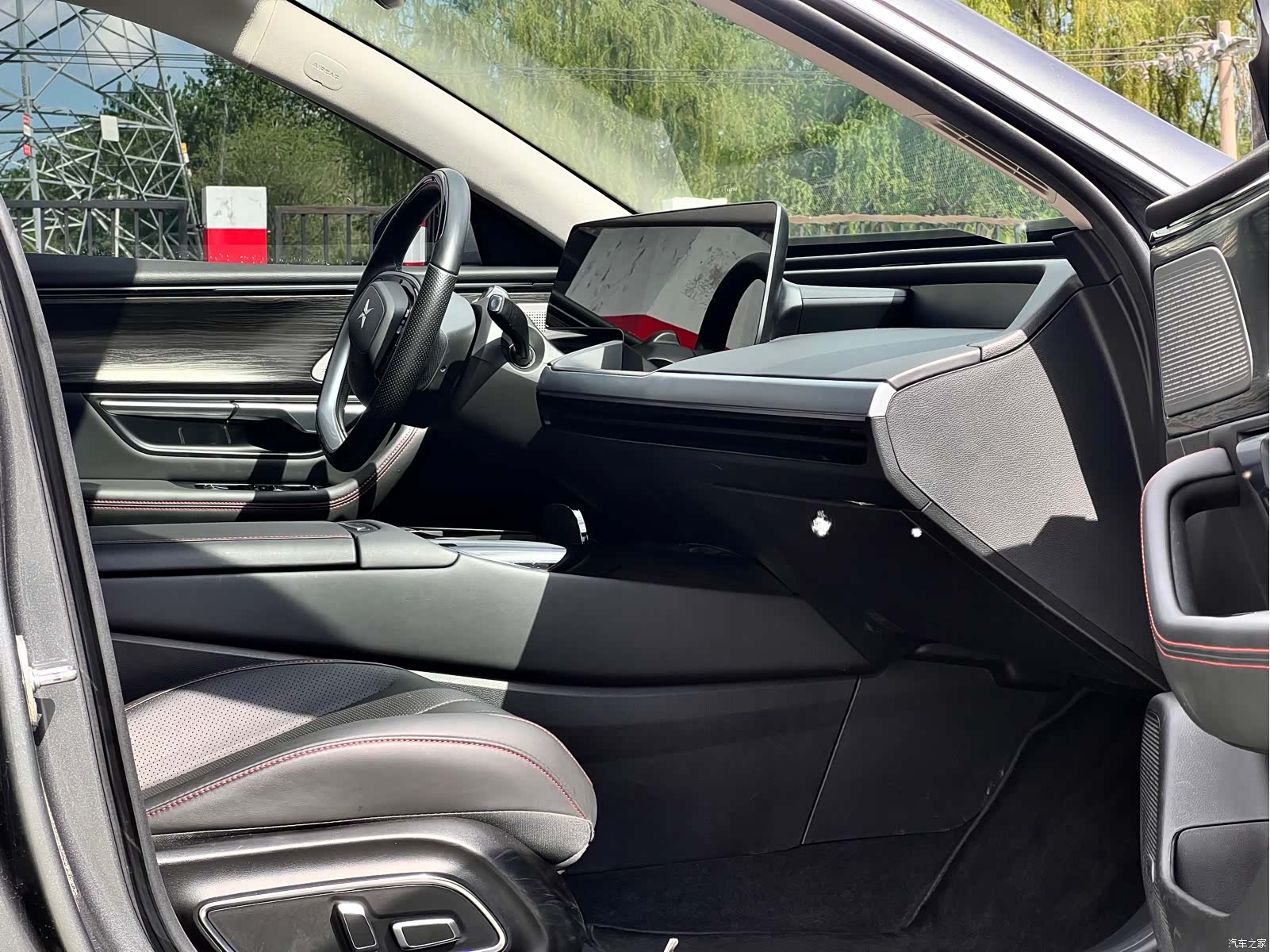 Xpeng P7, 2021 9