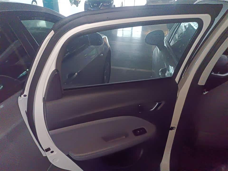 Leapmotor T03