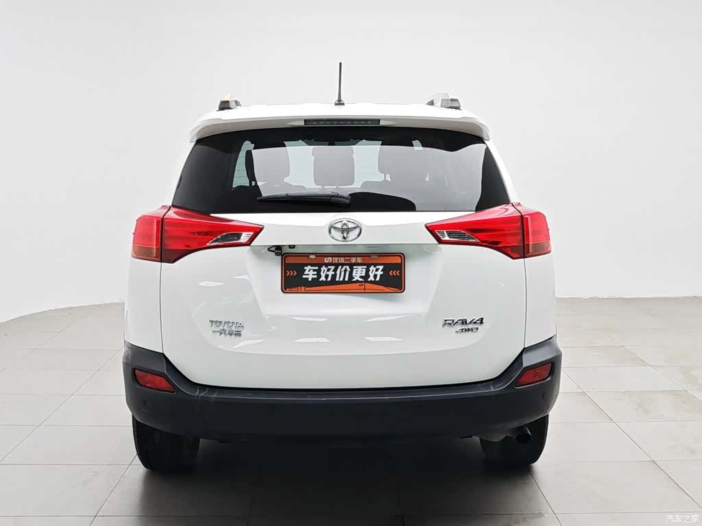 Toyota RAV4, 2014 4