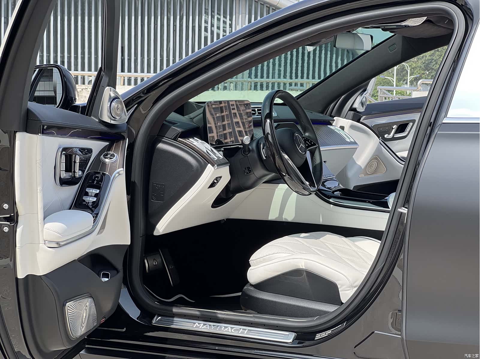 Maybach S-Class, 2024 все фото