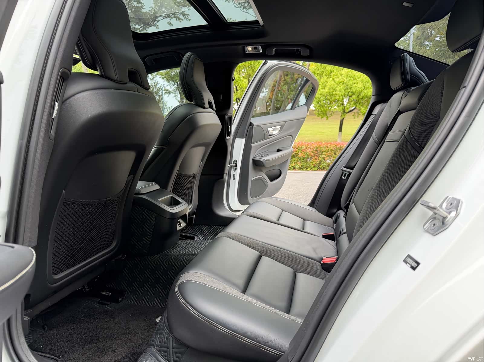 Volvo S60, 2020 9