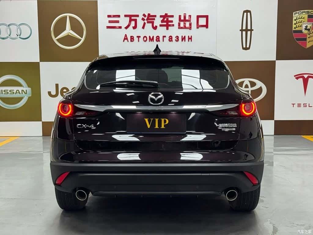 Mazda CX-4, 2023 все фото