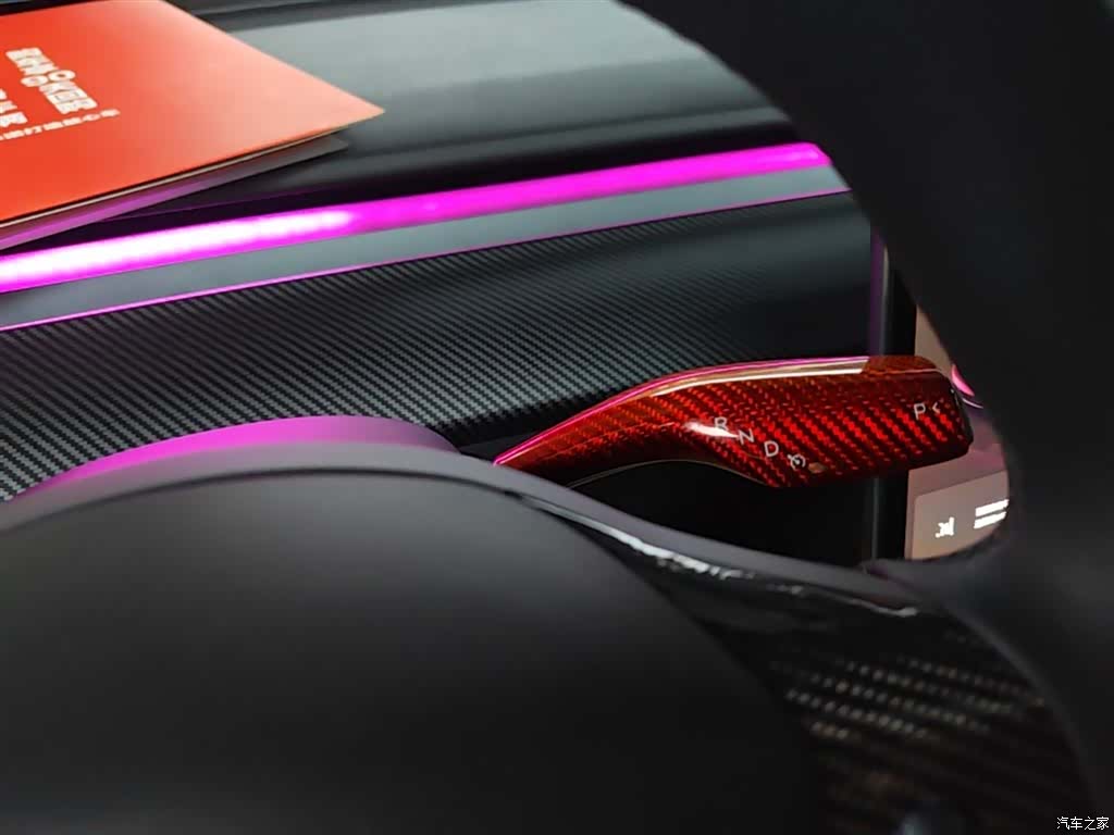 Tesla Model Y, 2023 14
