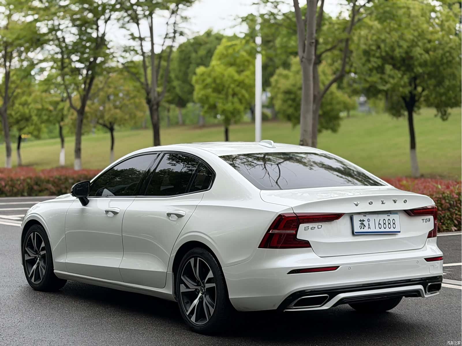 Volvo S60, 2020 все фото