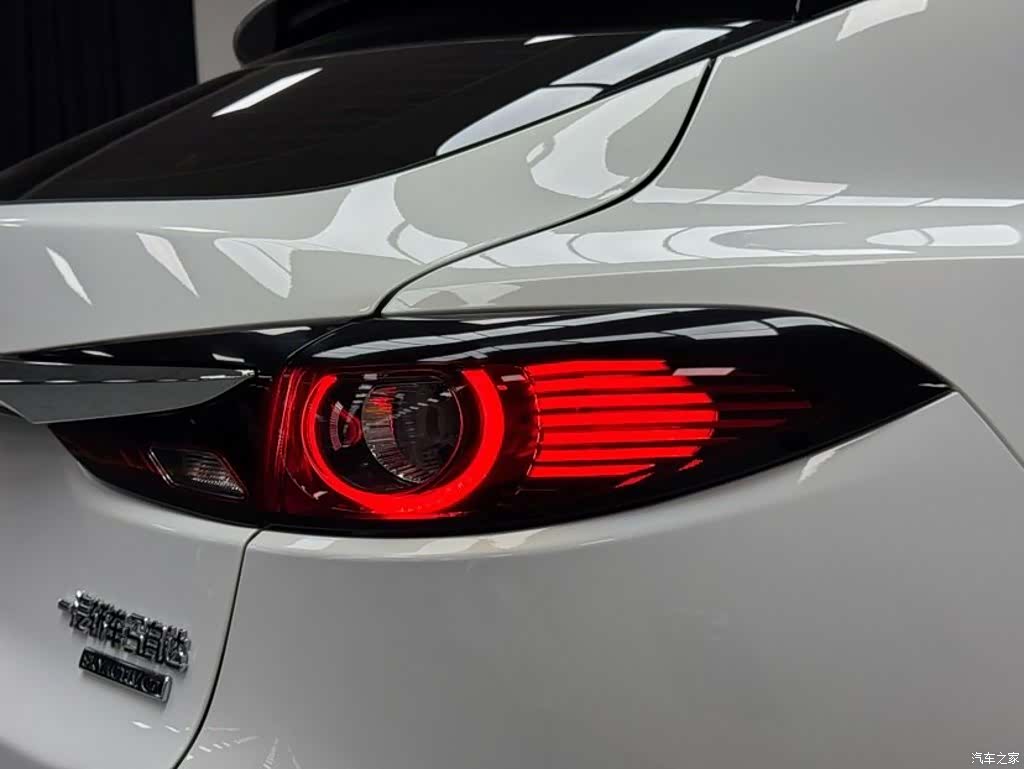 Mazda CX-4, 2023 20