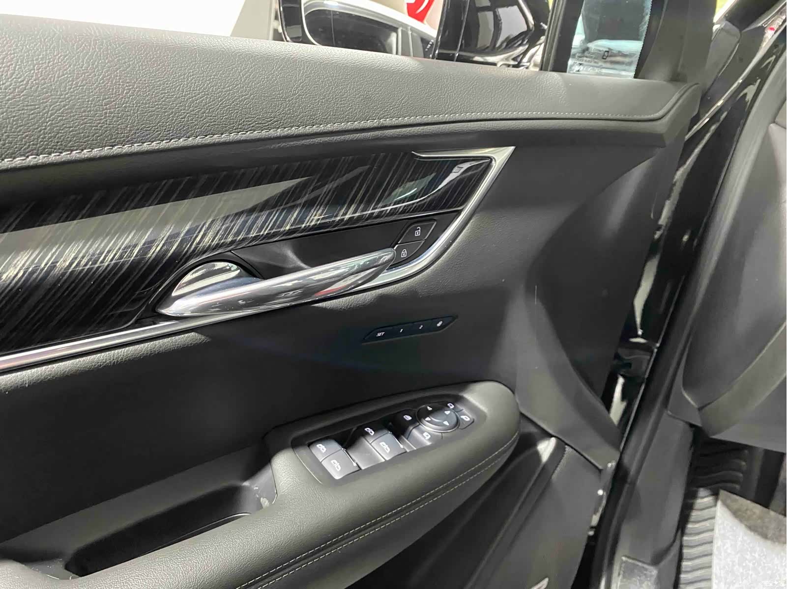Cadillac XT6, 2022 все фото