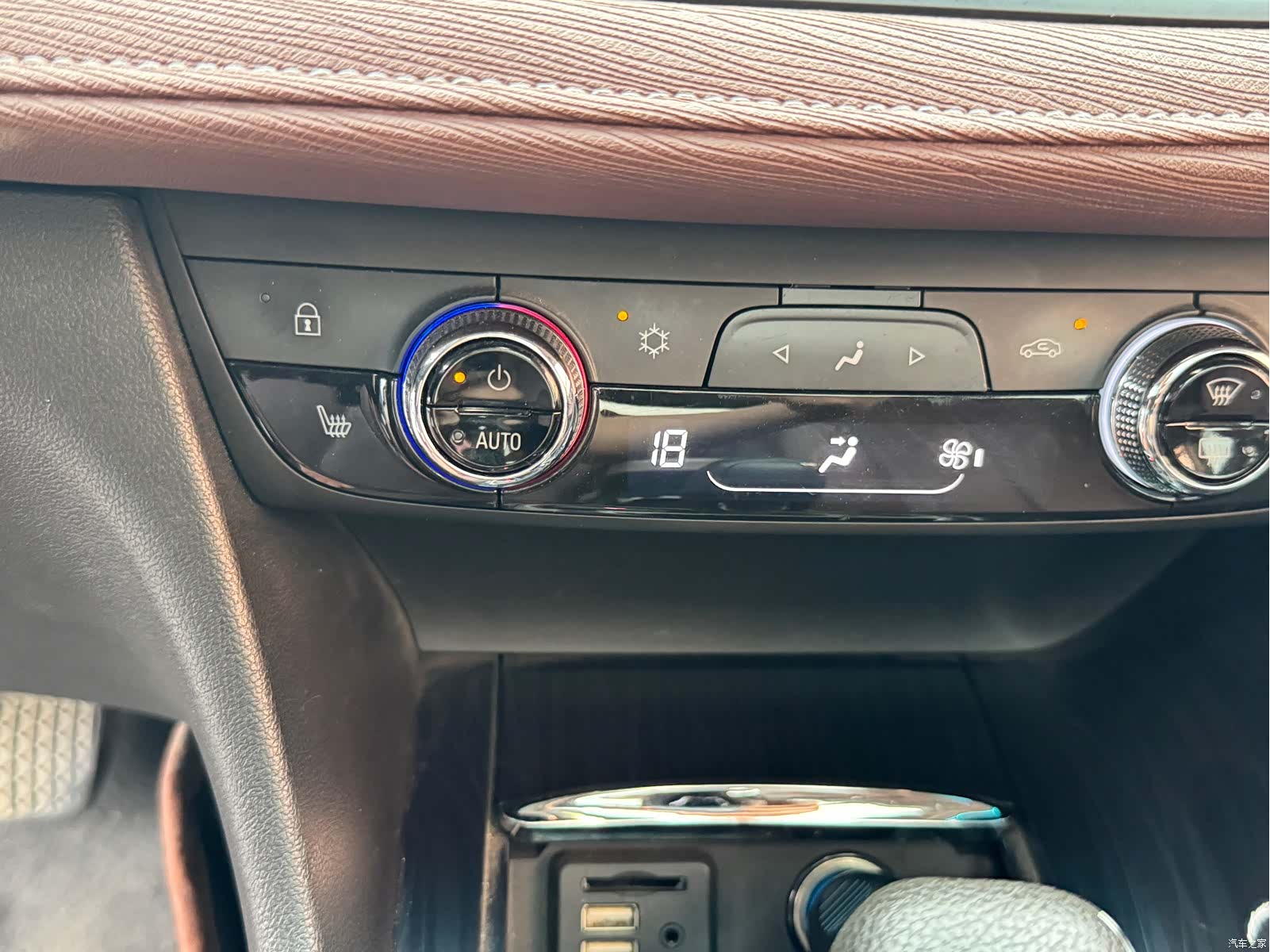 Buick GL6, 2018 7