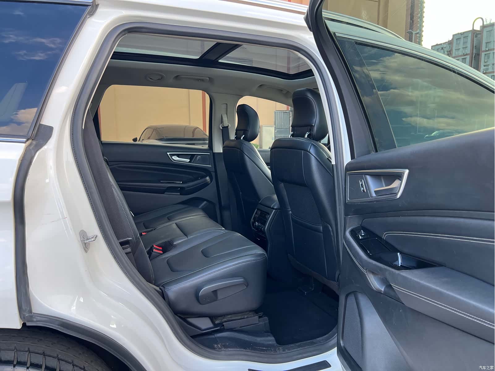 Ford Edge, 2016 12
