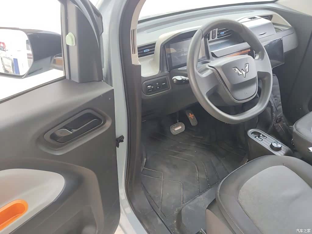 Wuling MINIEV, 2020 16