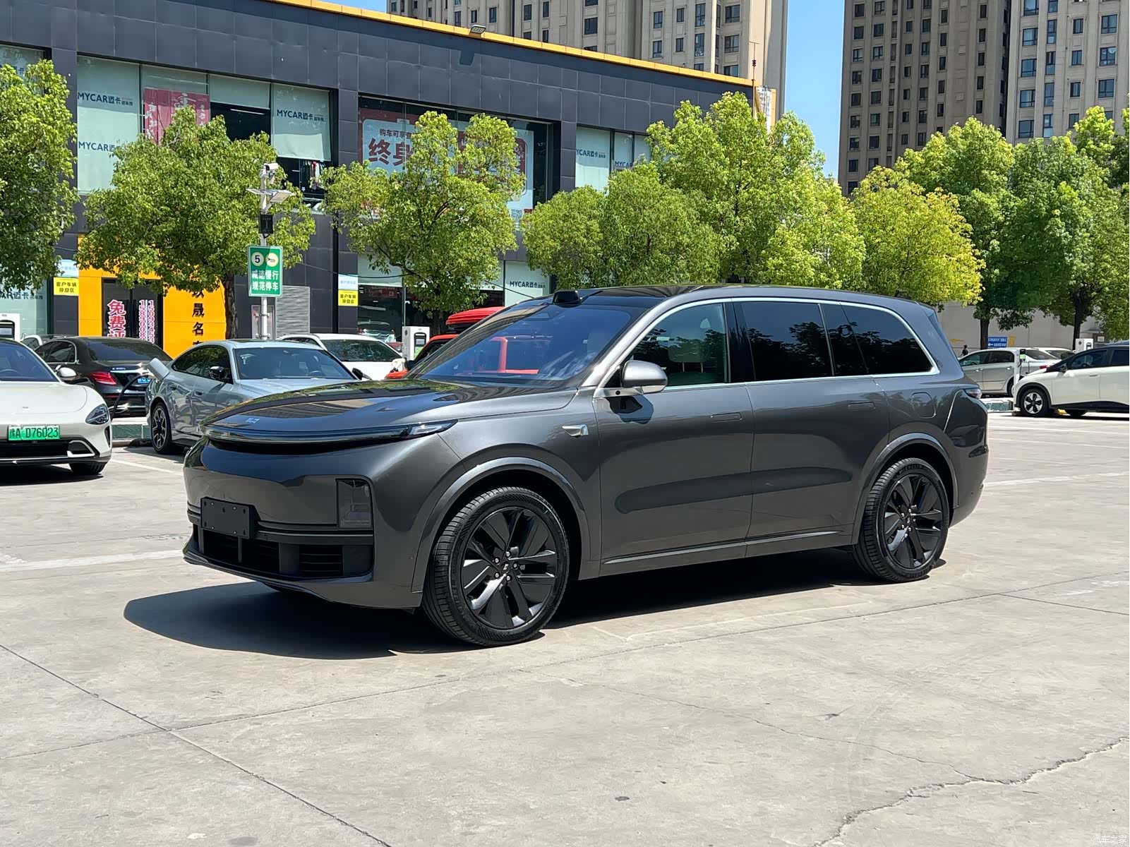 Li Auto L9, 2022 14