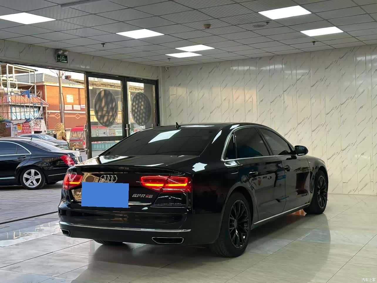 Audi A8L, 2012 9