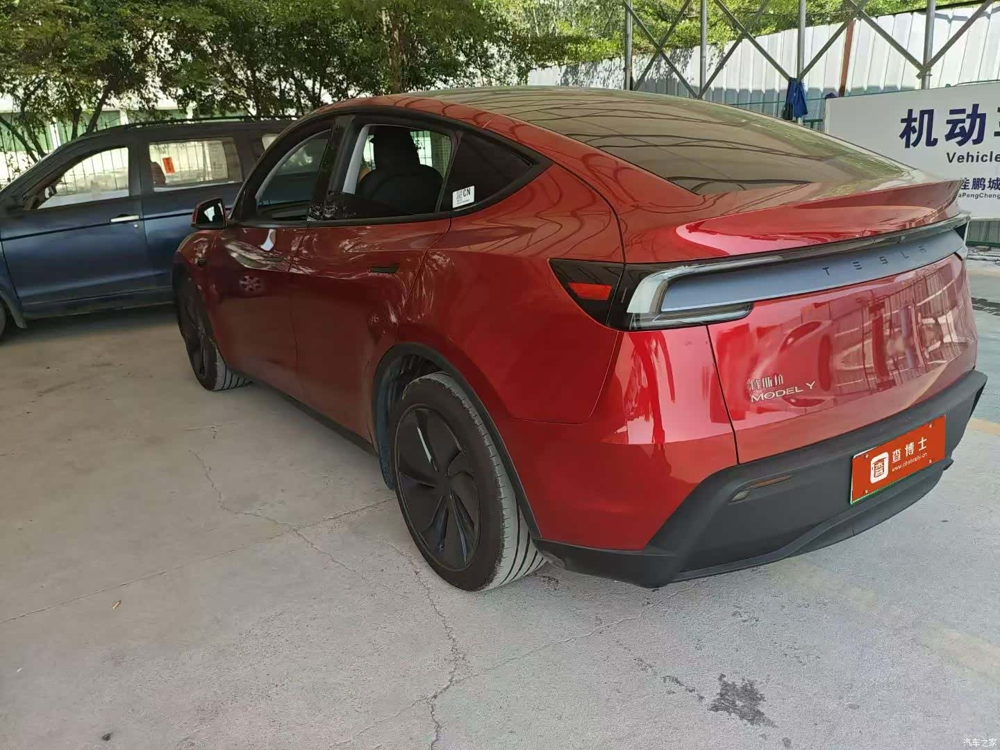 Tesla Model Y, 2025 4