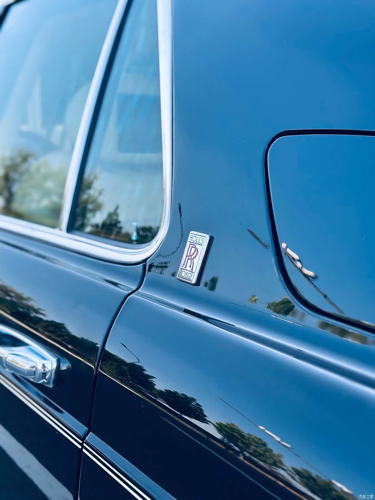 Rolls-Royce Phantom, 2003 6