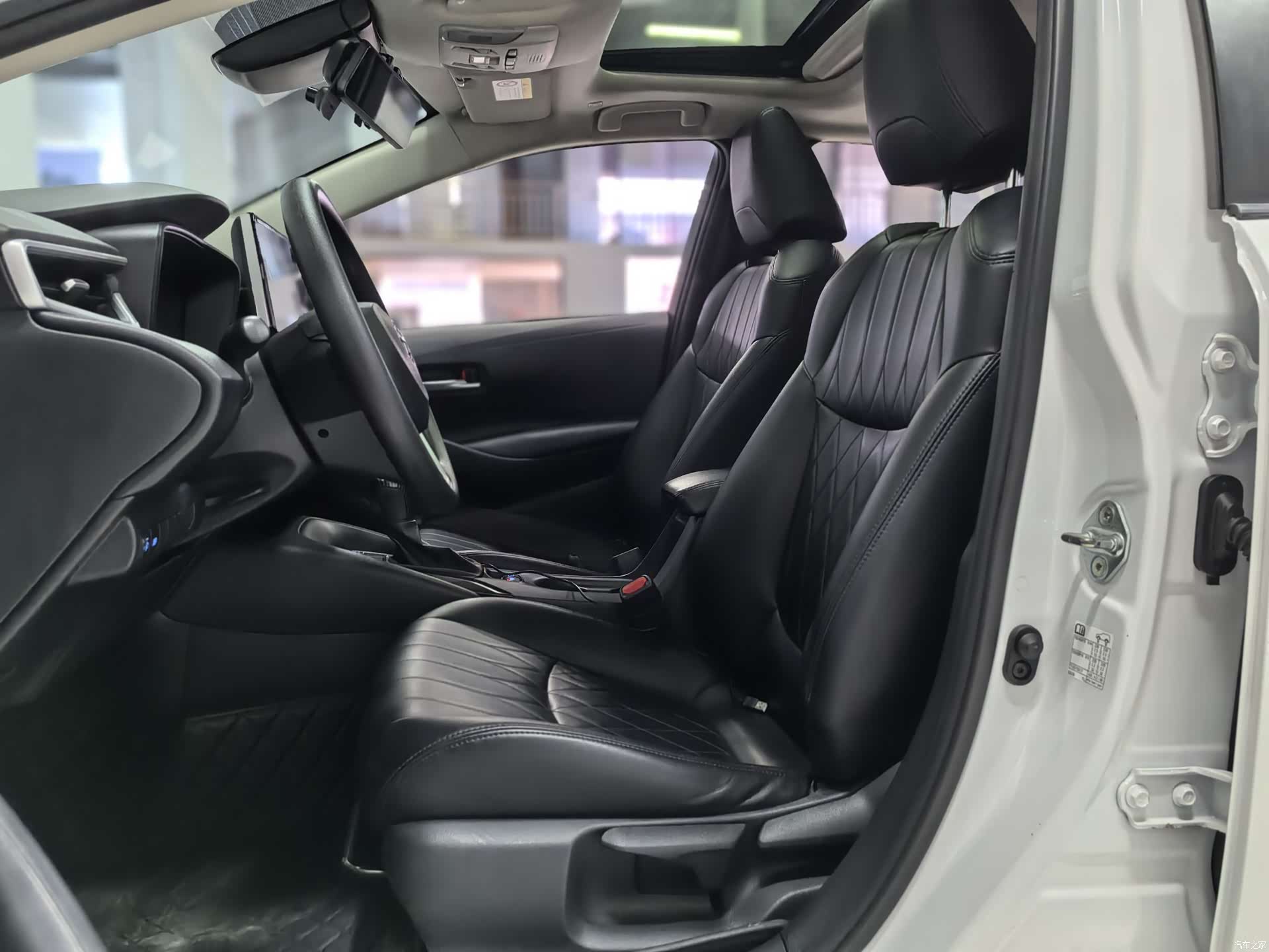 Toyota Corolla, 2023 4