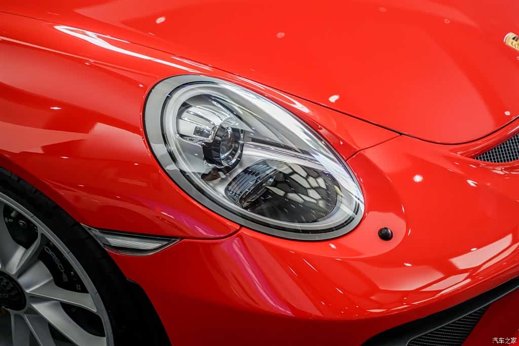 Porsche 911, 2018 все фото