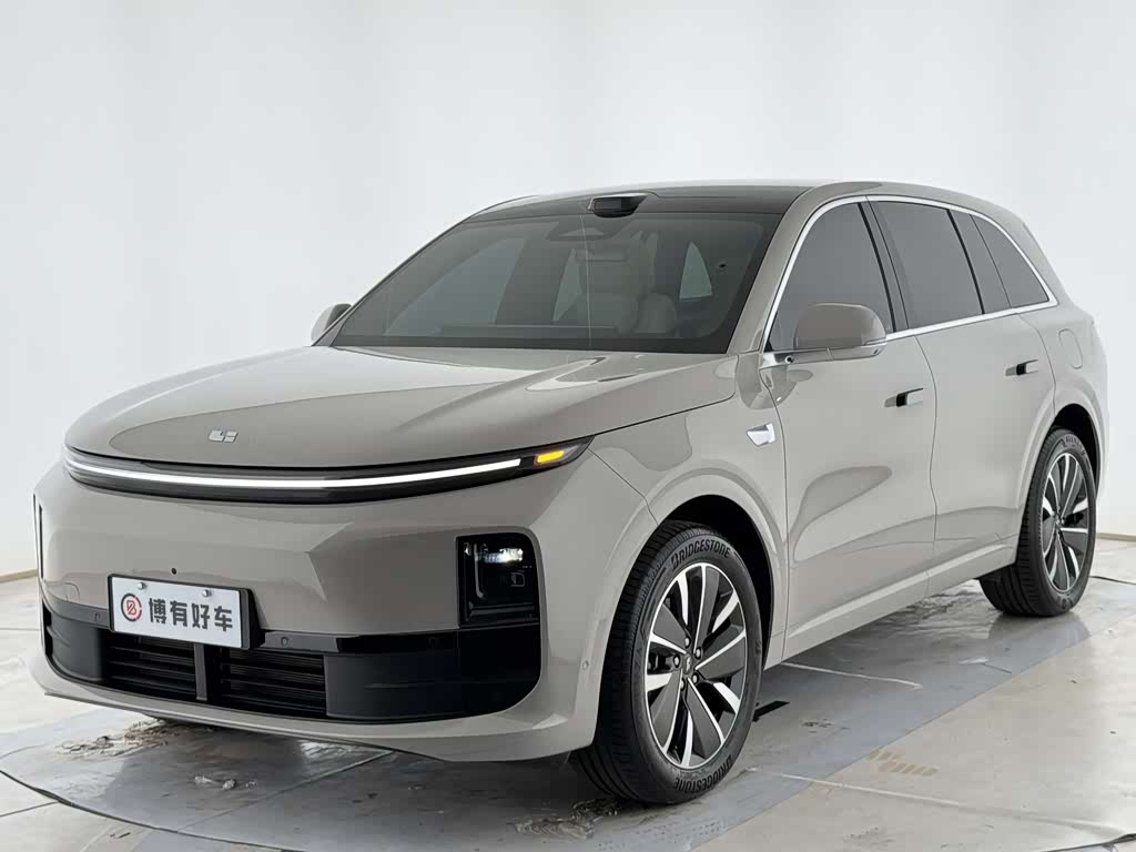 Li Auto L6