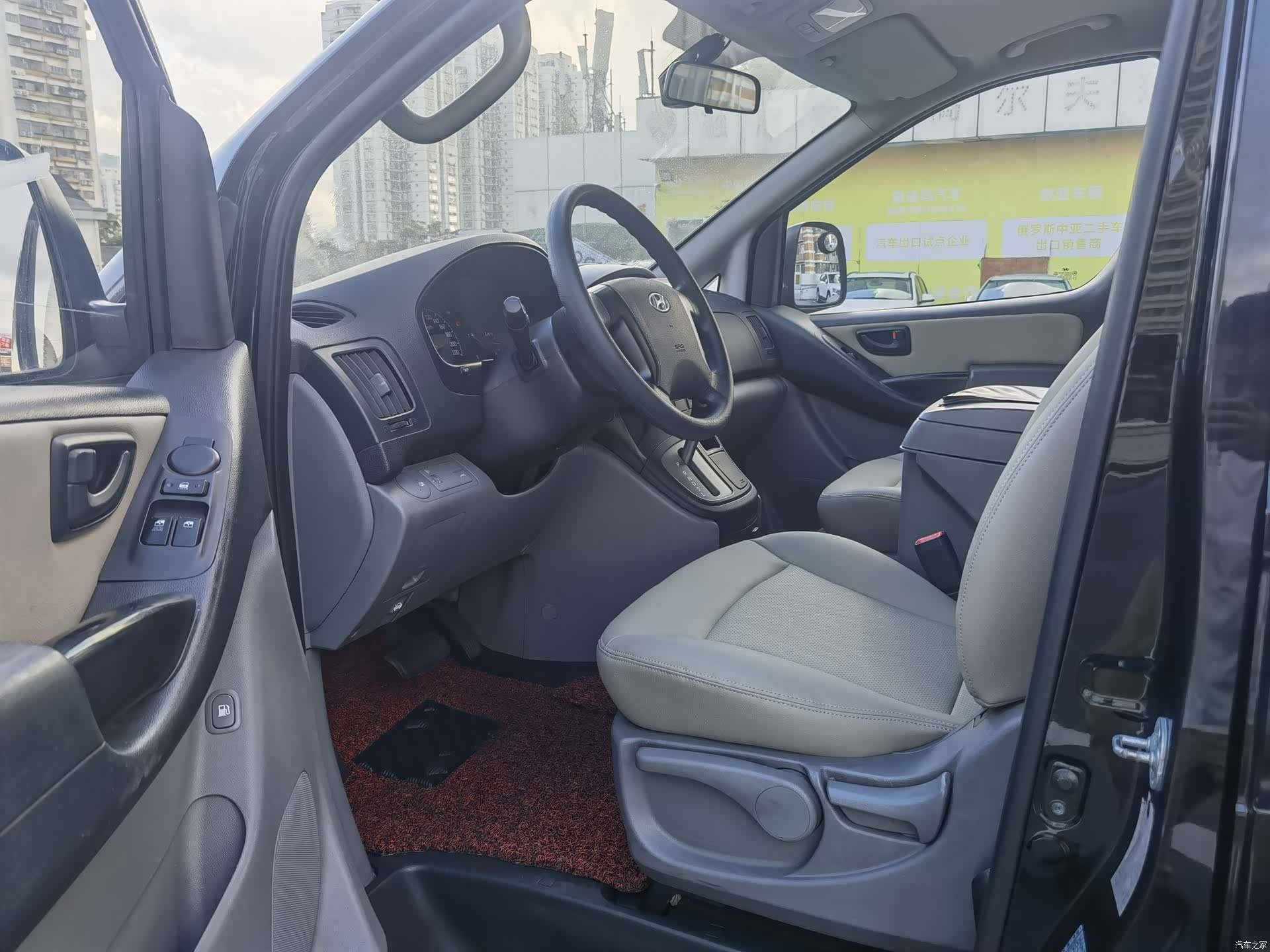 Hyundai H-1, 2014 7
