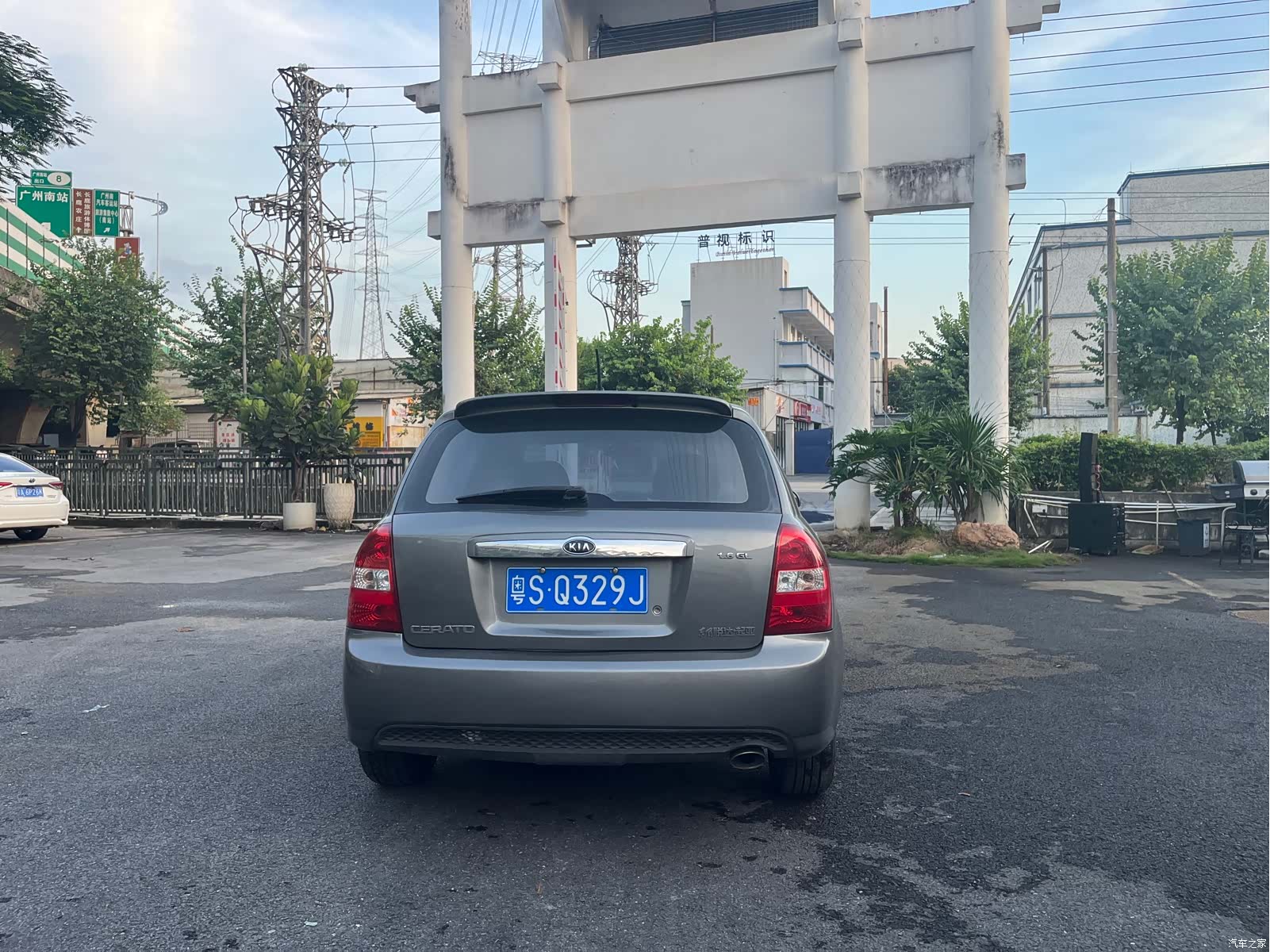 Kia 1.6, 2008 6