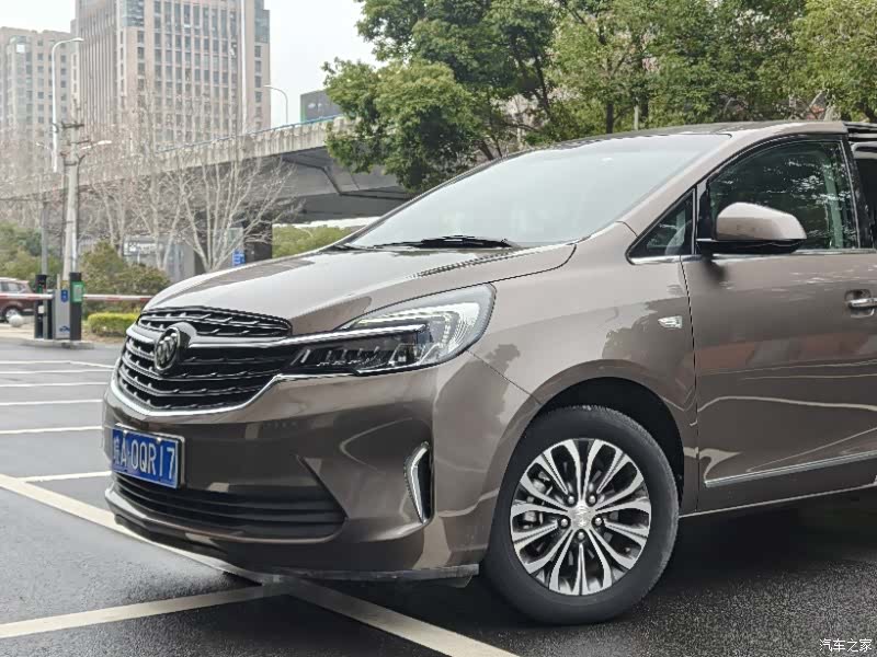 Buick GL8, 2021 8