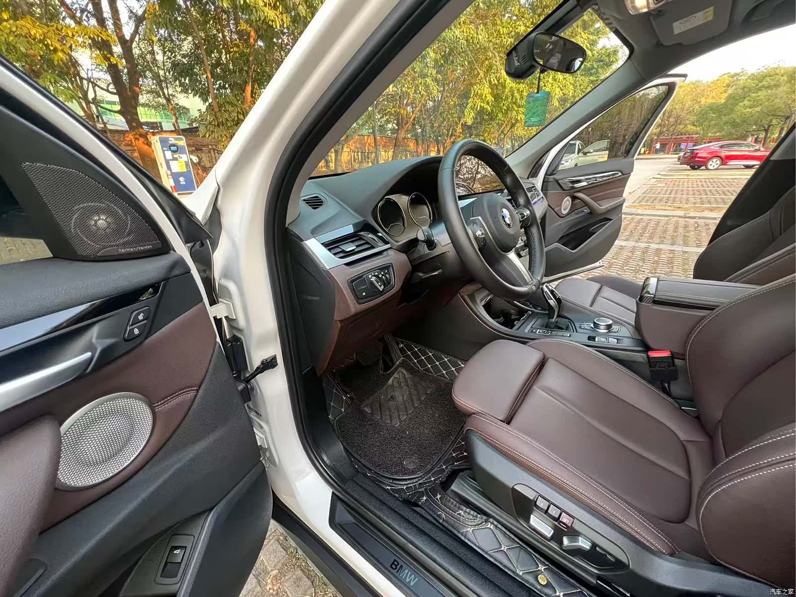 BMW X1, 2023 12