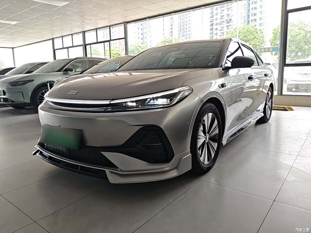 Geely A7, 2025 1