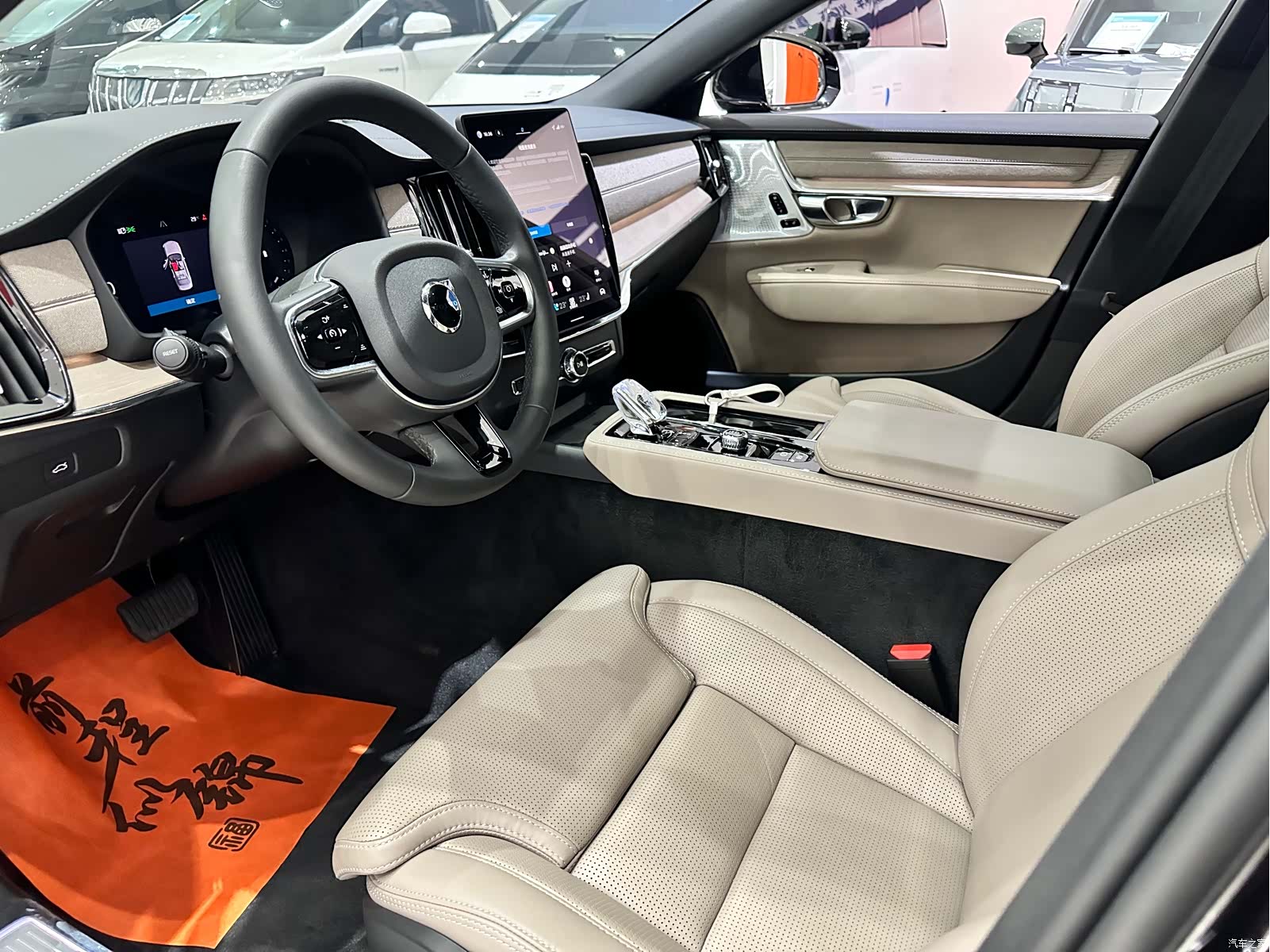 Volvo S90, 2025 7