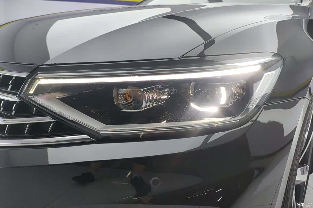 Volkswagen Magotan, 2024 все фото
