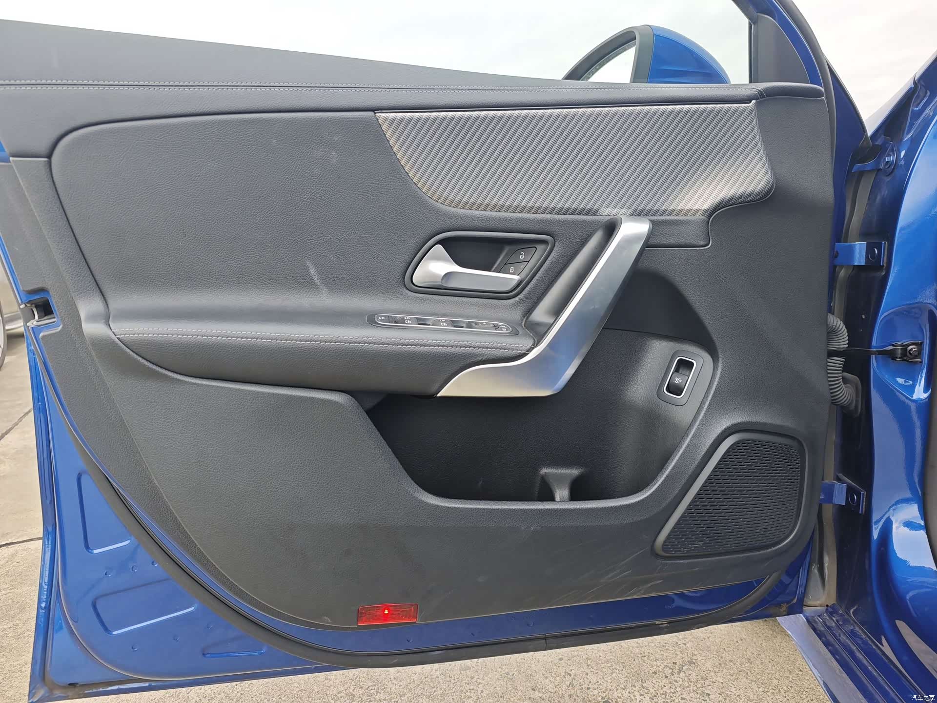 Mercedes-Benz A-Class, 2023 16