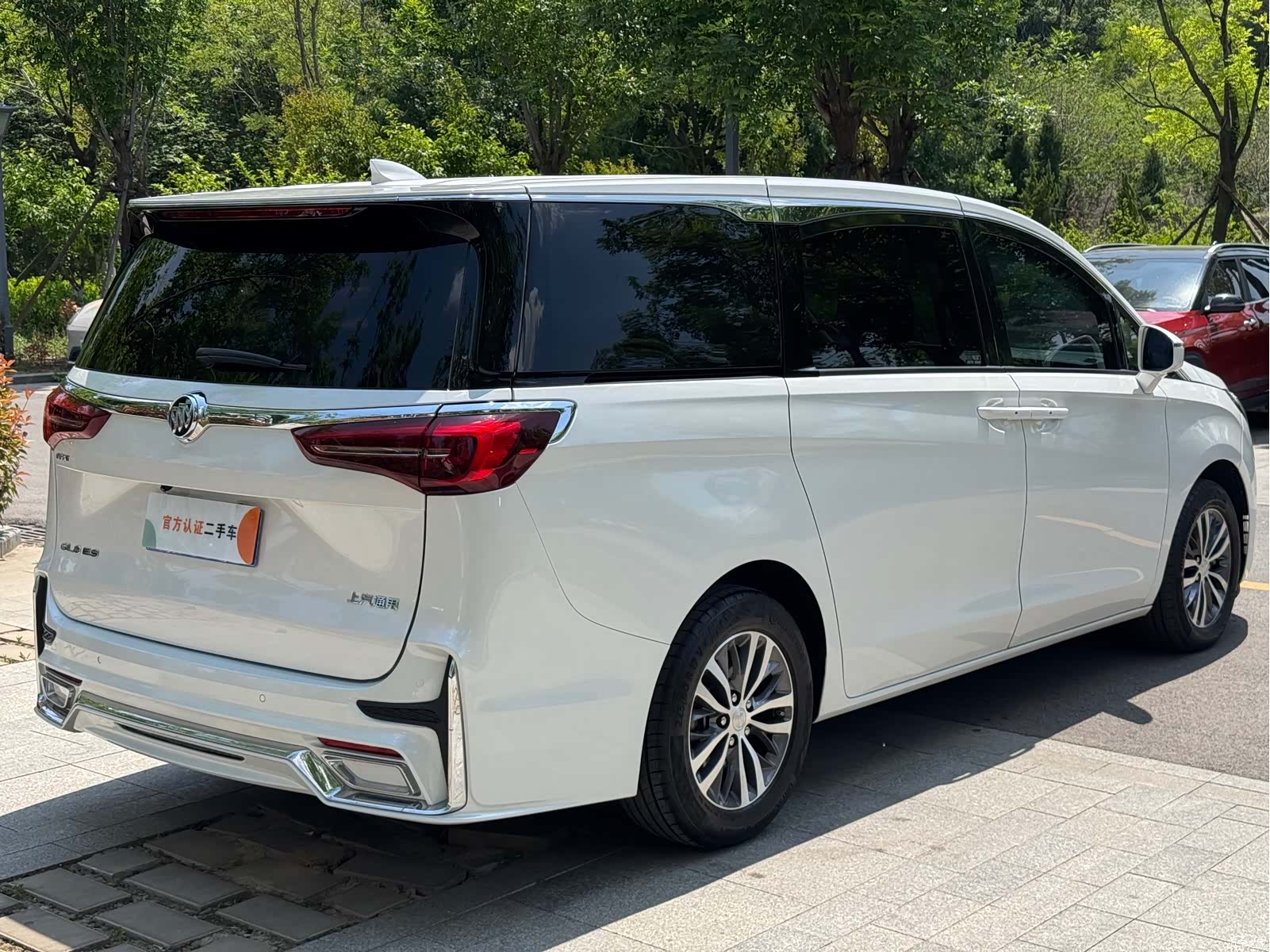 Buick GL8, 2022 6