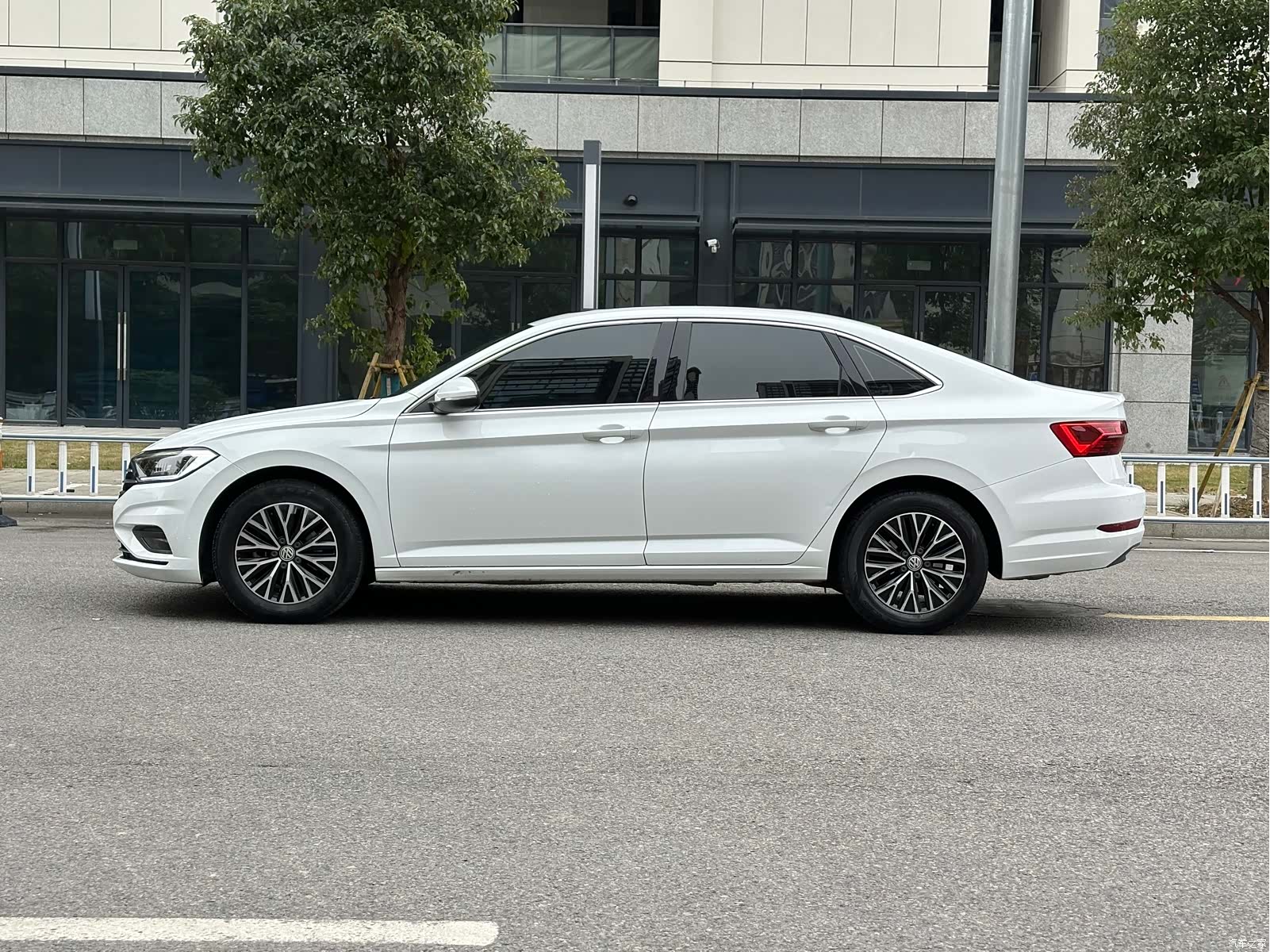 Volkswagen Sagitar, 2019 4