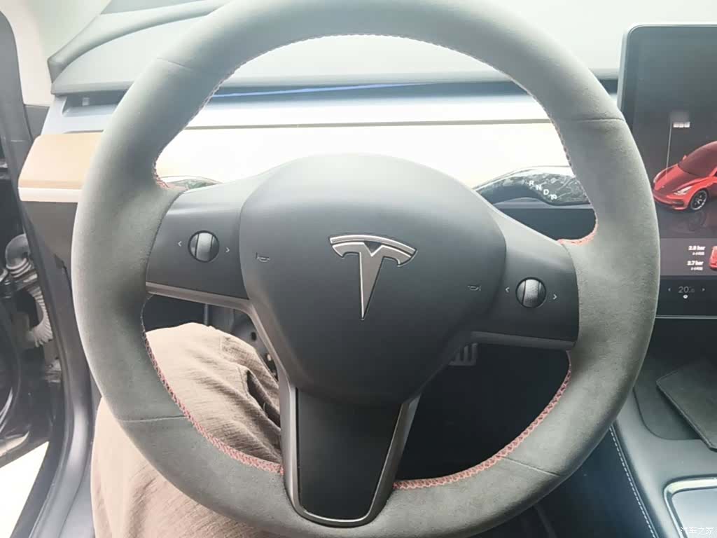 Tesla Model 3, 2022 7