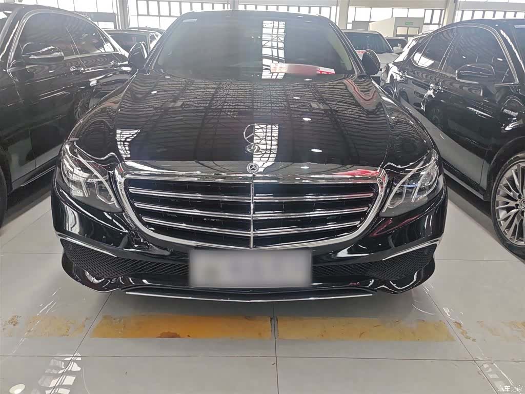 Mercedes-Benz E-Class, 2019 3