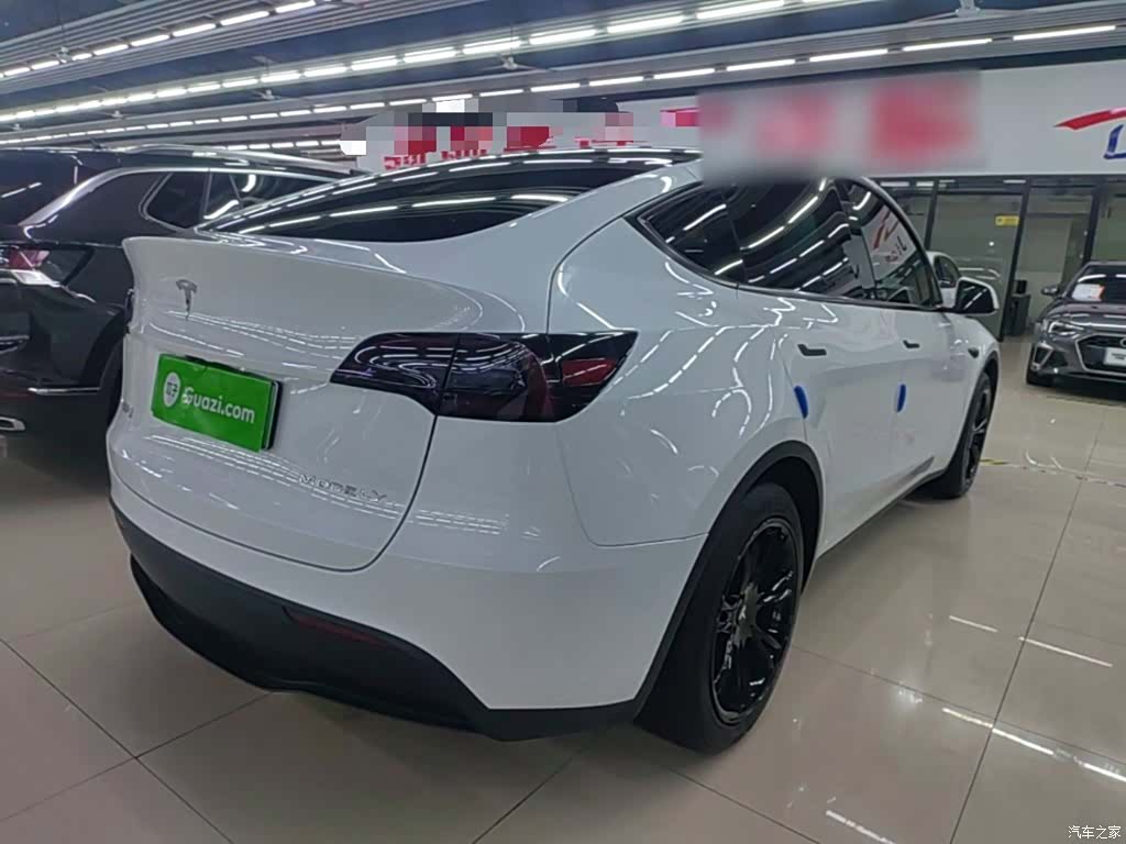 Tesla Model Y, 2024 7