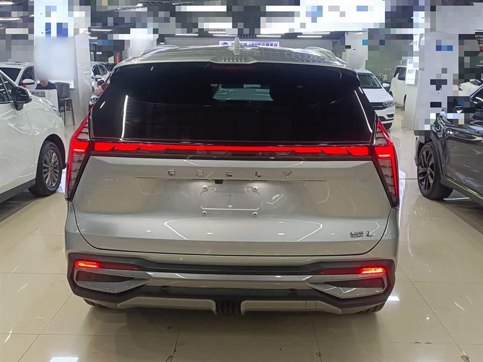 Geely Atlas L