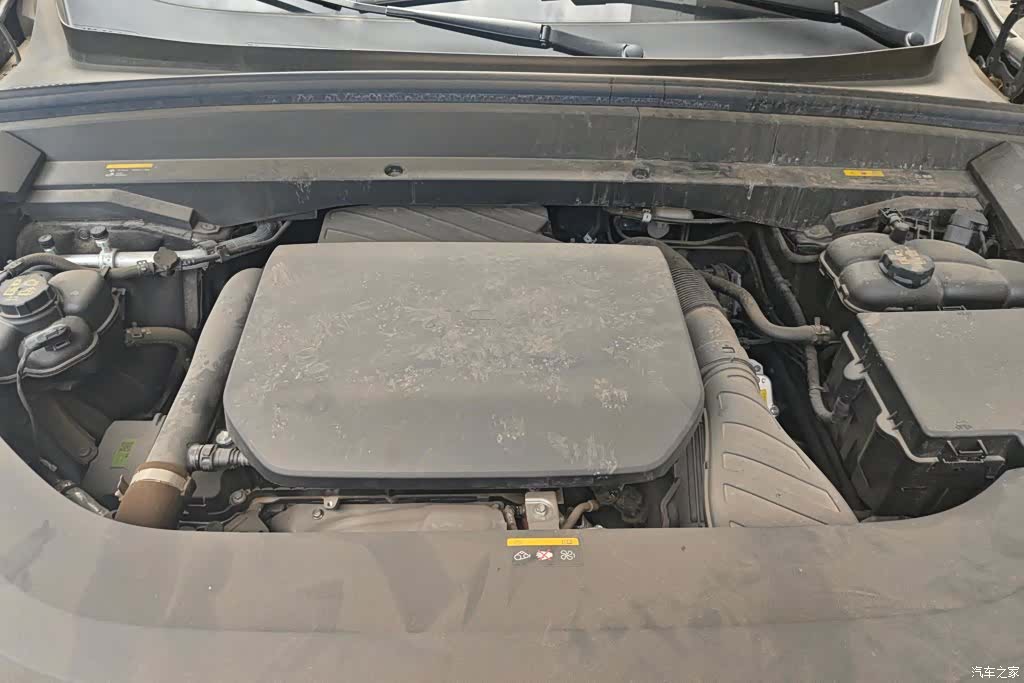 Li Auto L9, 2023 10