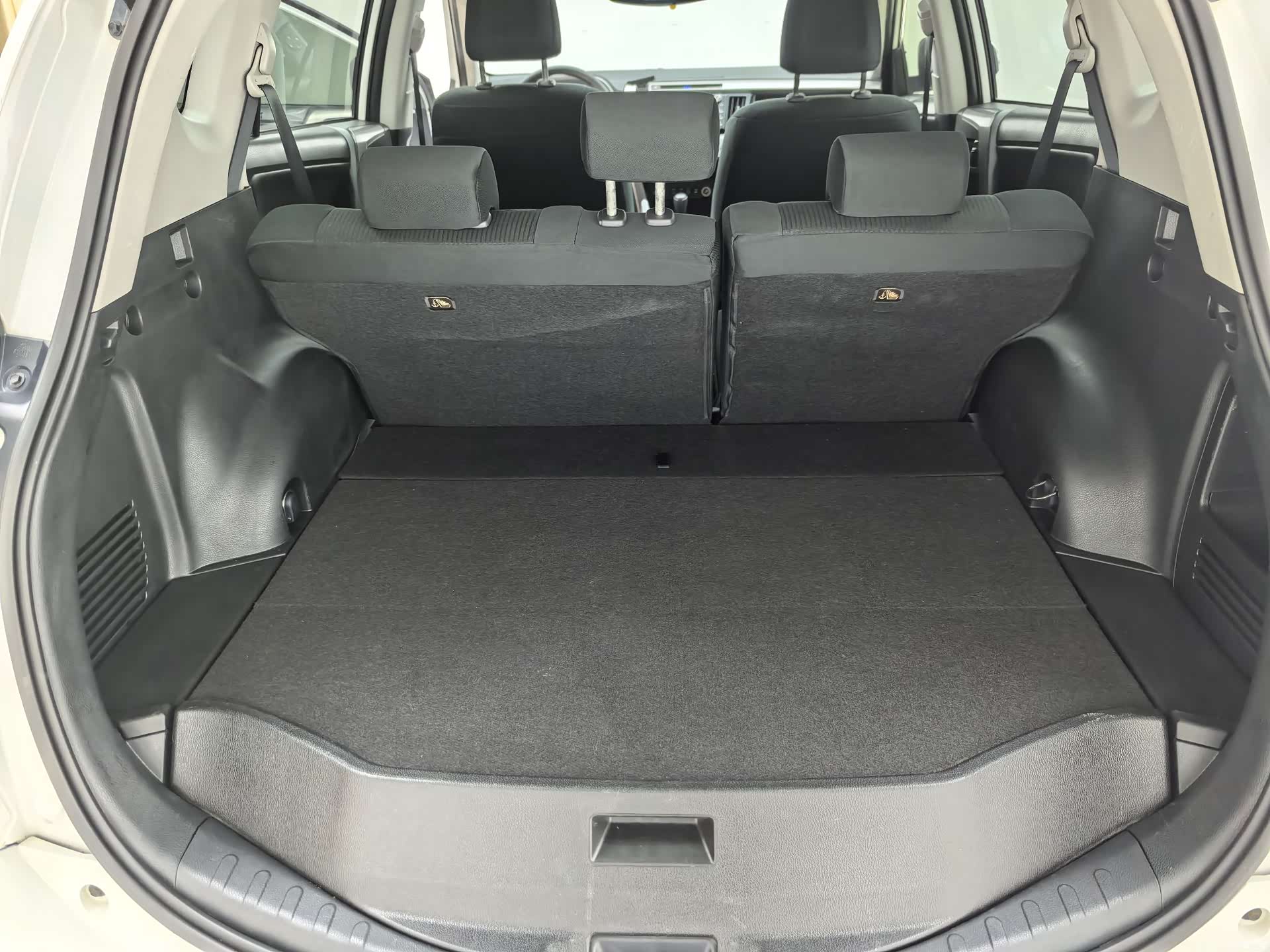 Toyota RAV4, 2017 14