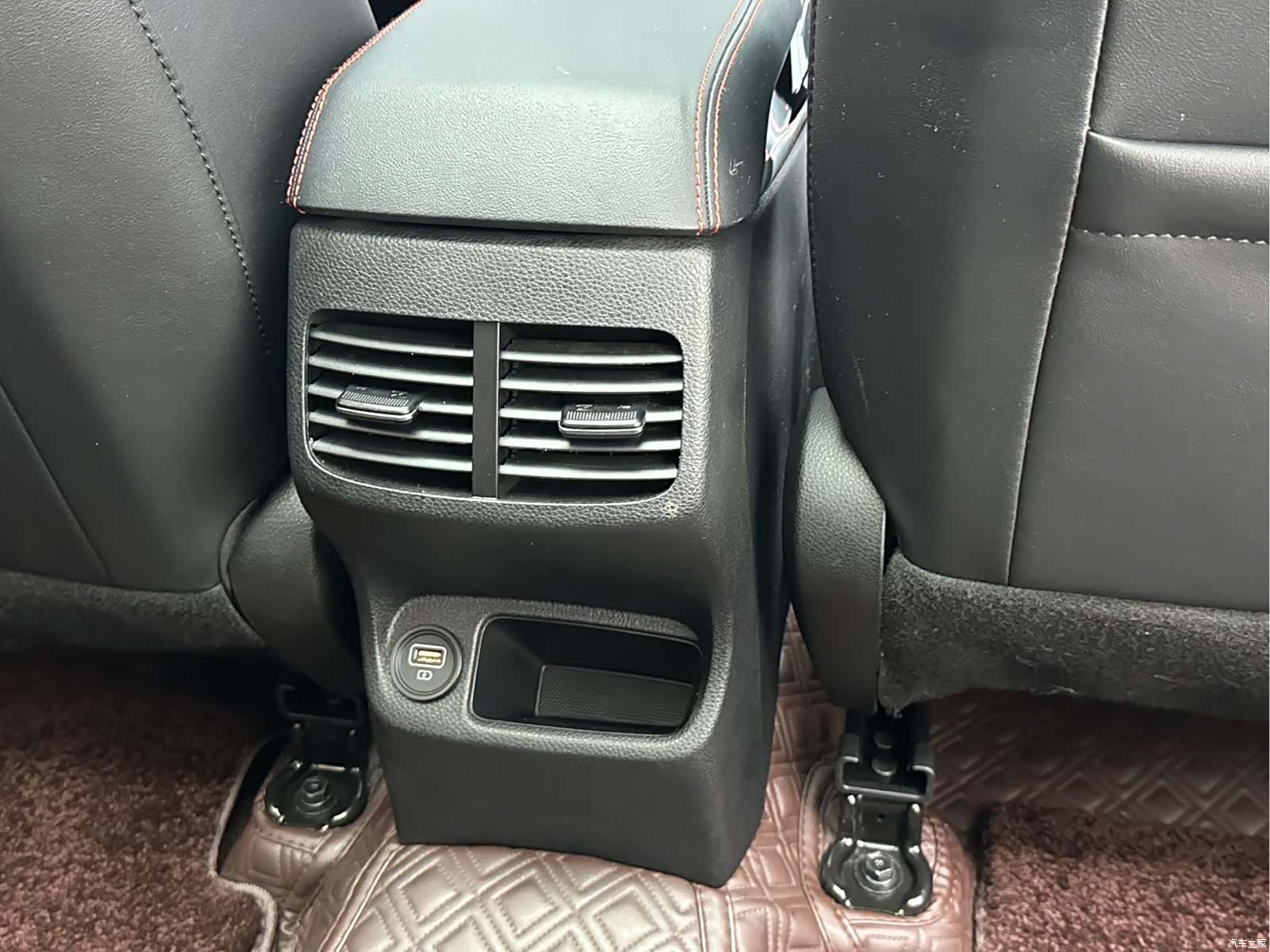 Kia KX3, 2022 14