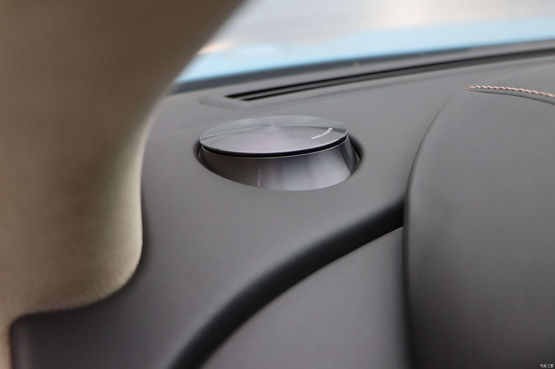 Aston Martin Rapide, 2014 21