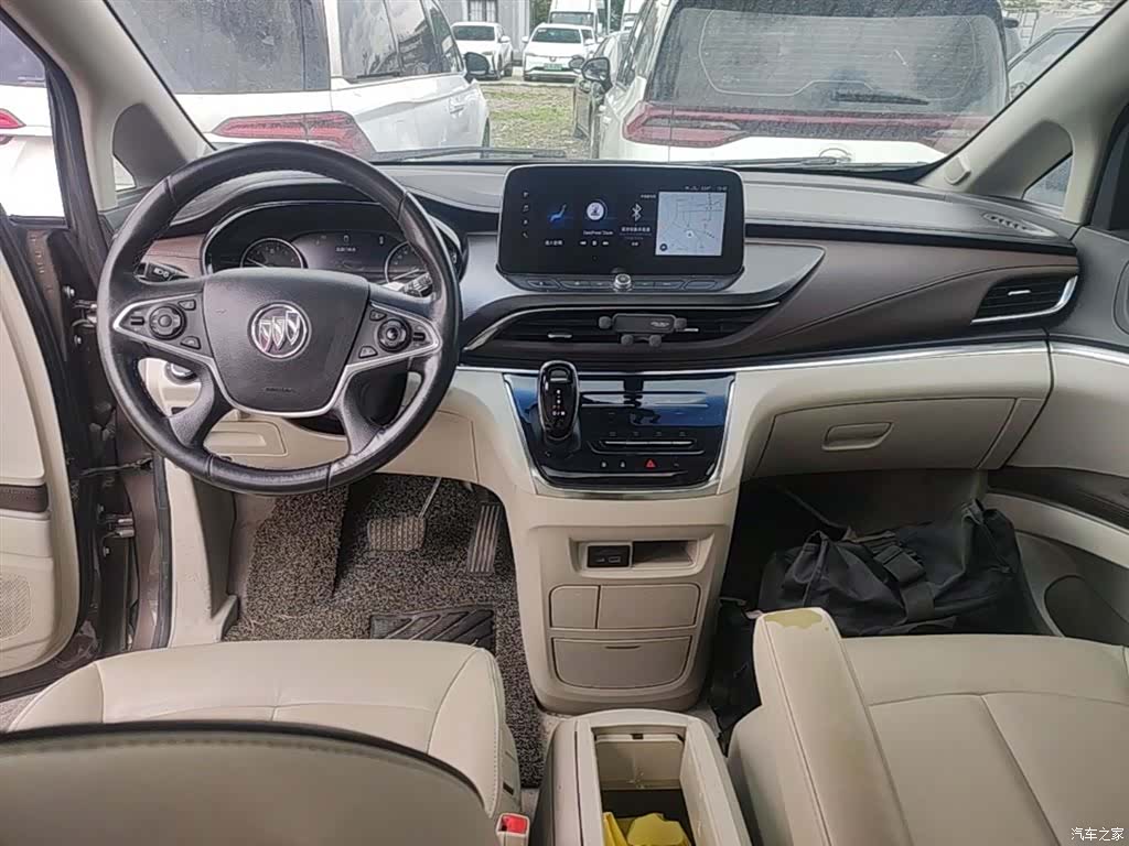 Buick GL8, 2021 10