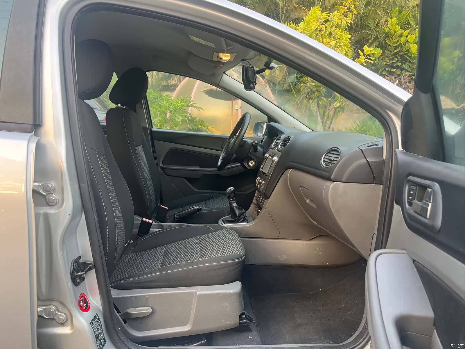 Ford Focus, 2014 19