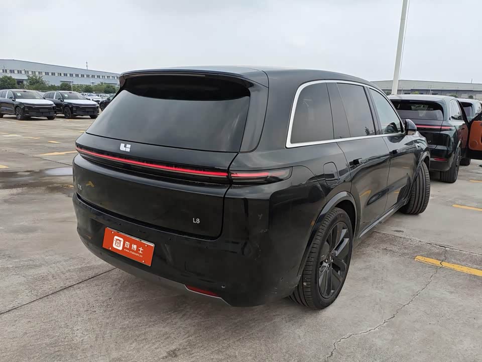 Li Auto Ideal L8